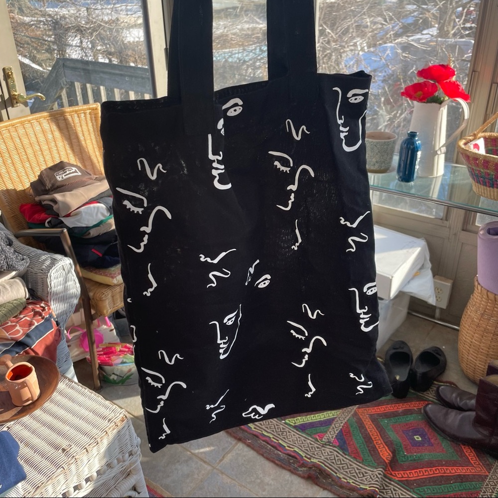 ASOS DESIGN ABSTRACT FACE PRINT TOTE BAG